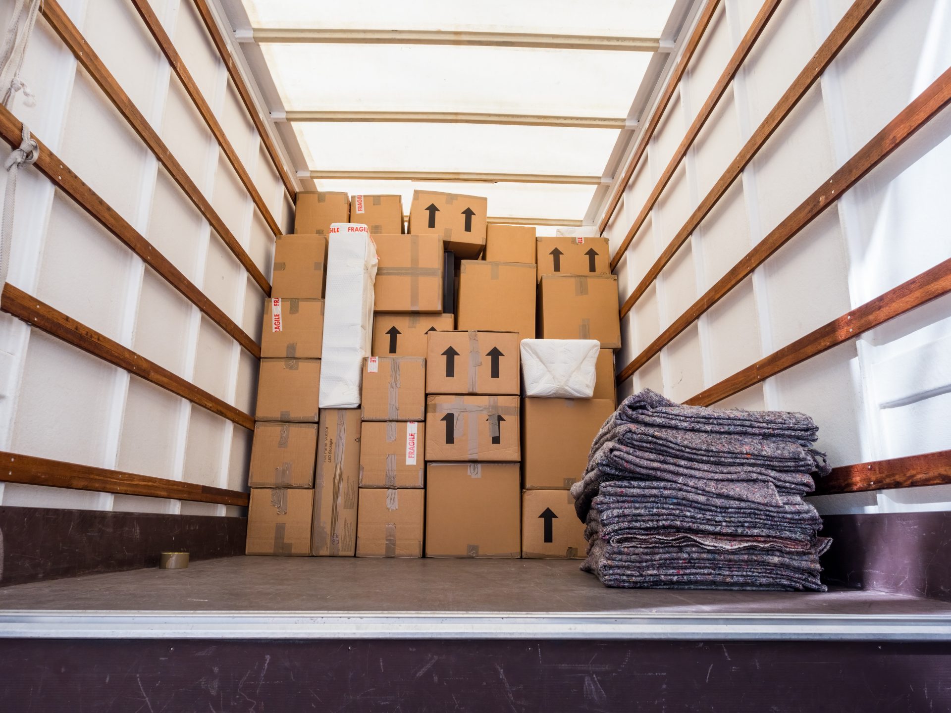 shutterstock_2272242425 - Little Guy Big Truck Moving and Storage Moving Storage, packers and movers,packers and movers, boxes for moving, moving pods, moving companies, storage units pods